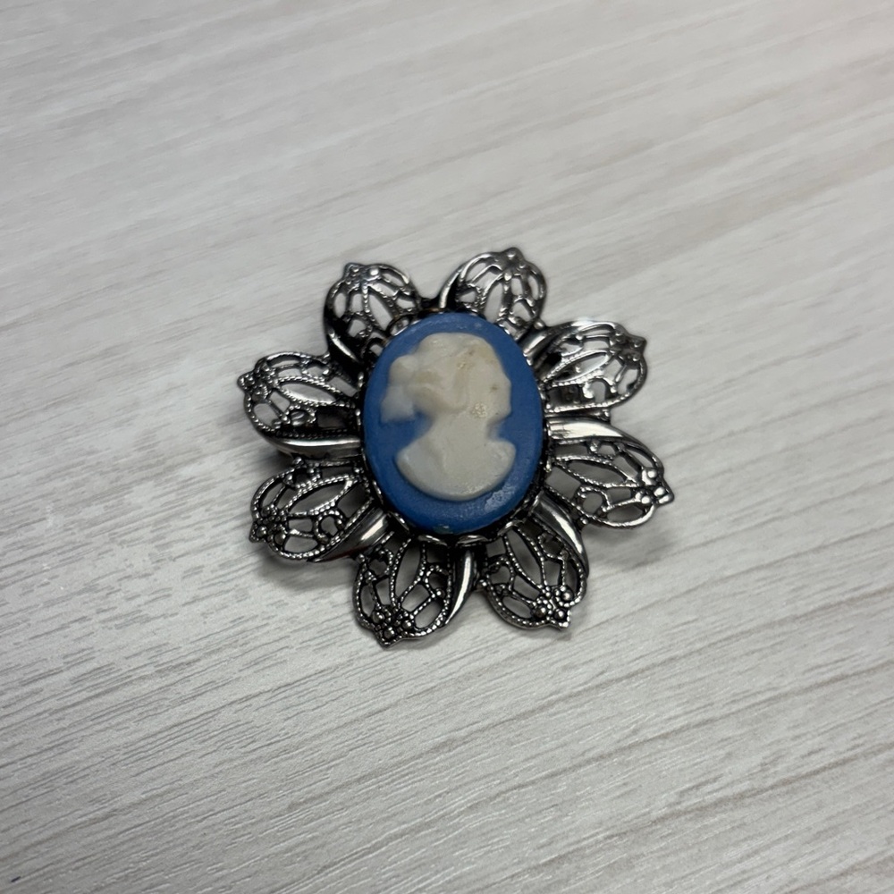 Elegant Silver and Blue Cameo Brooch